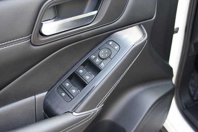 Nissan QASHQAI 1.3DIG-T 140CV N-CONNECTA 2WD MT EURO6AP QASHQAI 1.3DIG-T 140CV N-CONNECTA 2WD MT EURO6AP