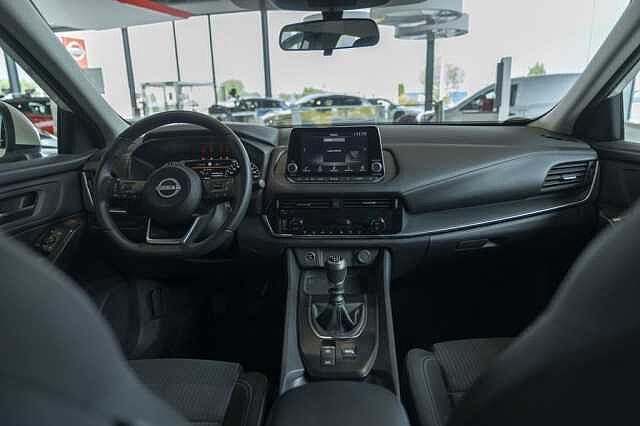 Nissan QASHQAI 1.3DIG-T 140CV ACENTA 2WD MT MHEV E6D-F QASHQAI 1.3DIG-T 140CV ACENTA 2WD MT MHEV E6D-F