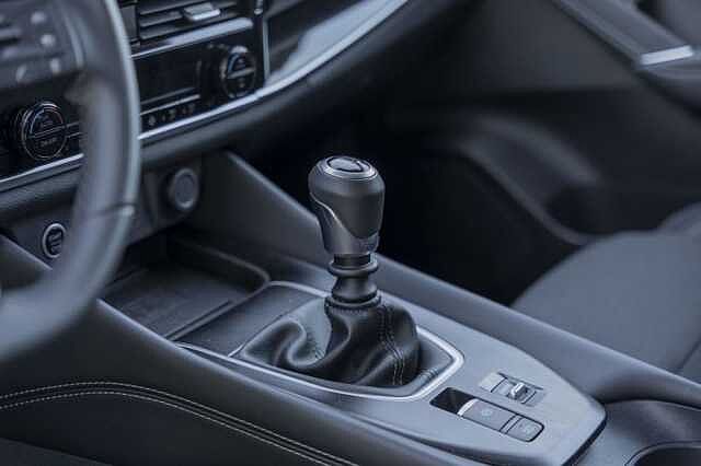 Nissan QASHQAI 1.3DIG-T 140CV N-CONNECTA 2WD MT MHEV E6D-F QASHQAI 1.3DIG-T 140CV N-CONNECTA 2WD MT MHEV E6D-F