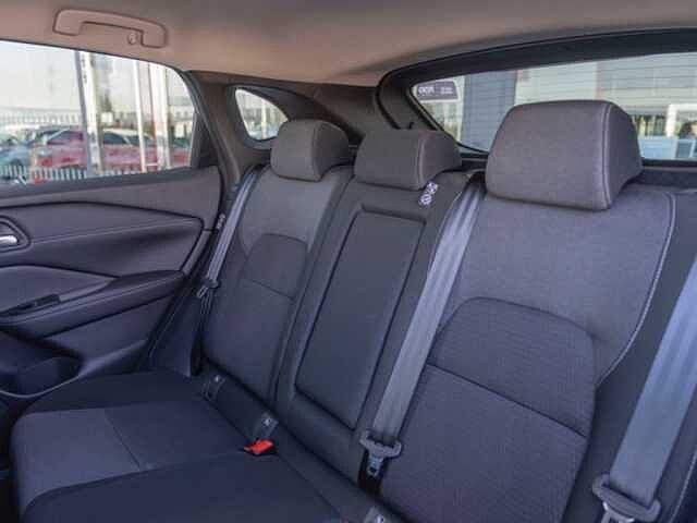 Nissan QASHQAI 1.3DIG-T 140CV N-CONNECTA 2WD MT MHEV E6D-F QASHQAI 1.3DIG-T 140CV N-CONNECTA 2WD MT MHEV E6D-F