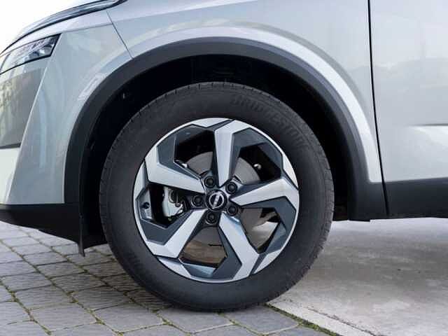 Nissan QASHQAI 1.3DIG-T 140CV N-CONNECTA 2WD MT MHEV E6D-F QASHQAI 1.3DIG-T 140CV N-CONNECTA 2WD MT MHEV E6D-F