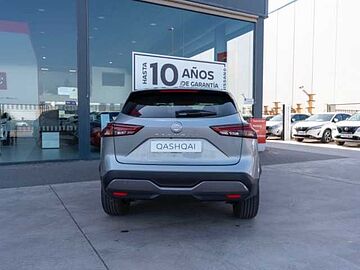 Nissan QASHQAI 1.3DIG-T 140CV N-CONNECTA 2WD MT MHEV E6D-F QASHQAI 1.3DIG-T 140CV N-CONNECTA 2WD MT MHEV E6D-F PLATA DIAMANTE