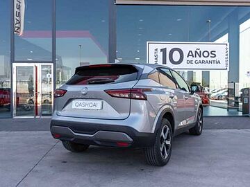 Nissan QASHQAI 1.3DIG-T 140CV N-CONNECTA 2WD MT MHEV E6D-F QASHQAI 1.3DIG-T 140CV N-CONNECTA 2WD MT MHEV E6D-F PLATA DIAMANTE